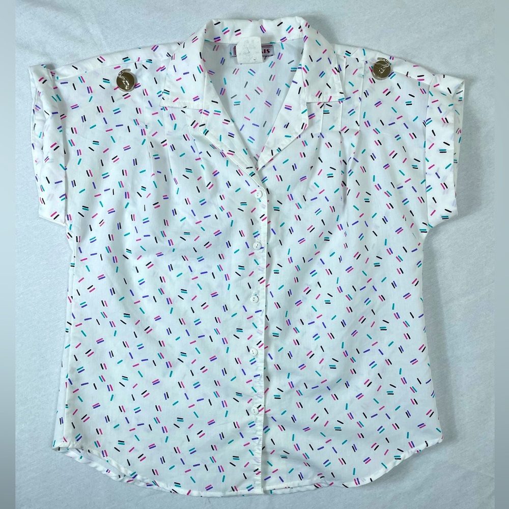 Vintage Women’s Cabrais Button down short sleeve tee size 10 / Medium